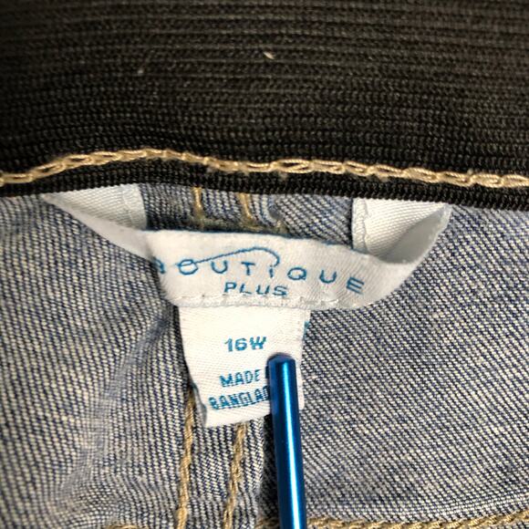 Boutique Plus Size 16W Denim Mid Wash Skinny Jeans Button Zipper Closure Pockets - Picture 6 of 7